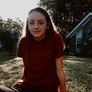 Meet your Posher, Bella